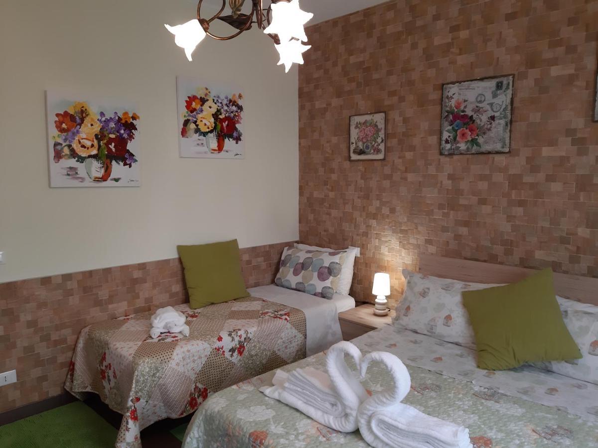 פסקיארה דל גארדה Villa Marianna Garda Lake מראה חיצוני תמונה