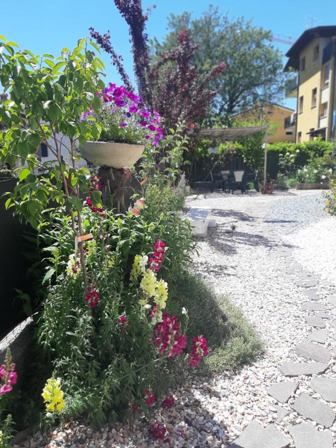 פסקיארה דל גארדה Villa Marianna Garda Lake מראה חיצוני תמונה