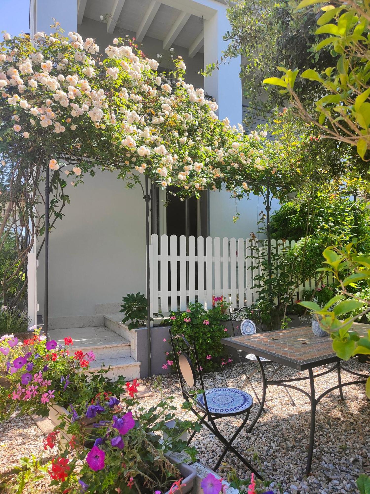פסקיארה דל גארדה Villa Marianna Garda Lake מראה חיצוני תמונה