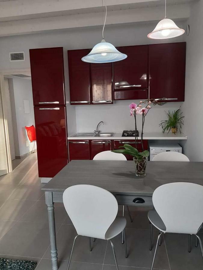 פסקיארה דל גארדה Villa Marianna Garda Lake מראה חיצוני תמונה
